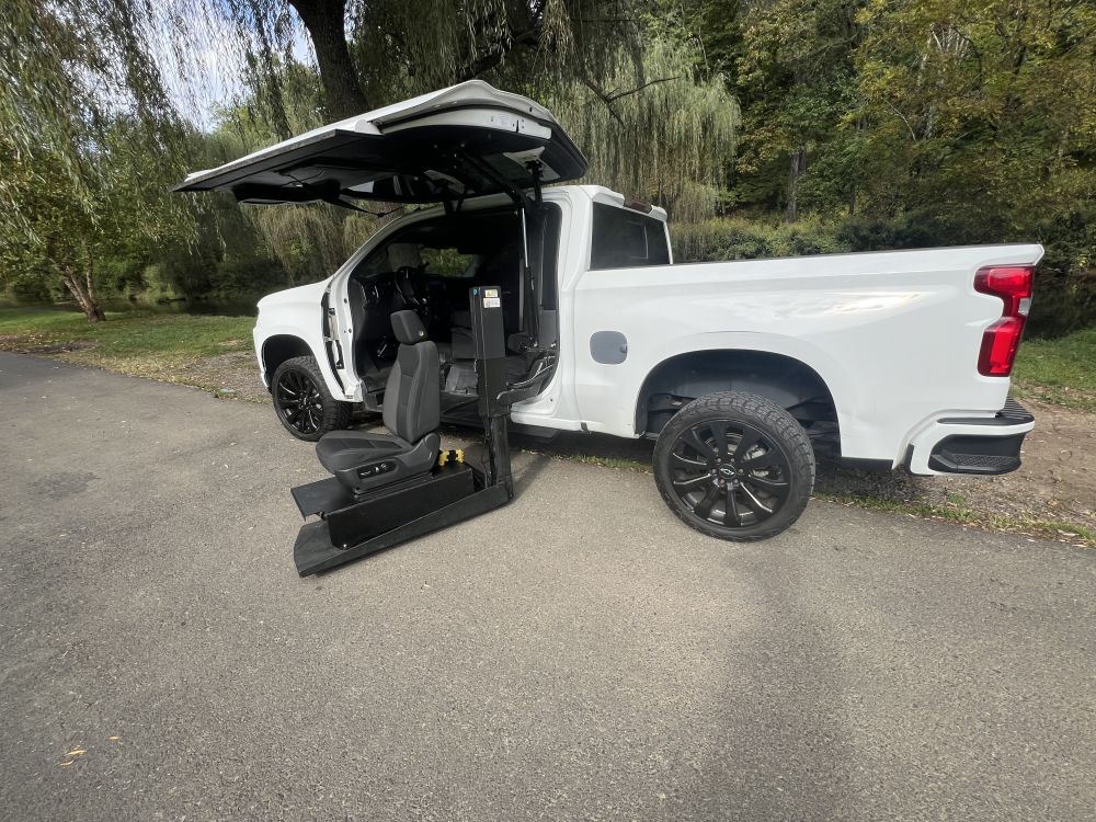 2021 Chevrolet Silverado  RST - 6509