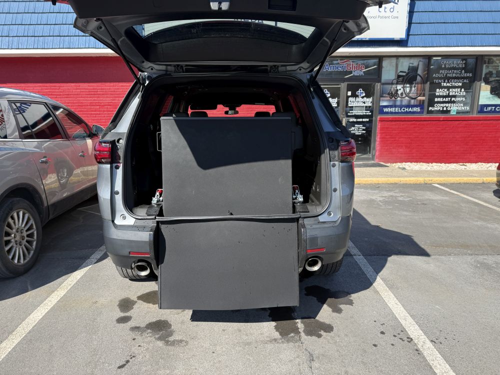 Rear Opening Deploying Ramp